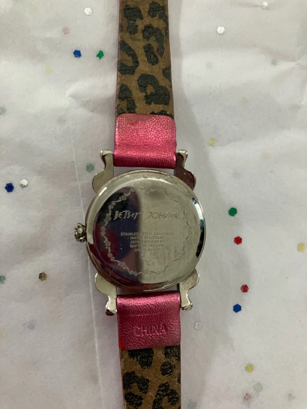 Set of 2 Betsey Johnson vintage watches - Picture 3 of 13